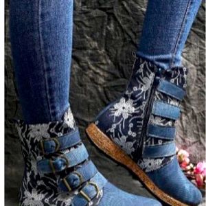 Floral pattern ankle boots